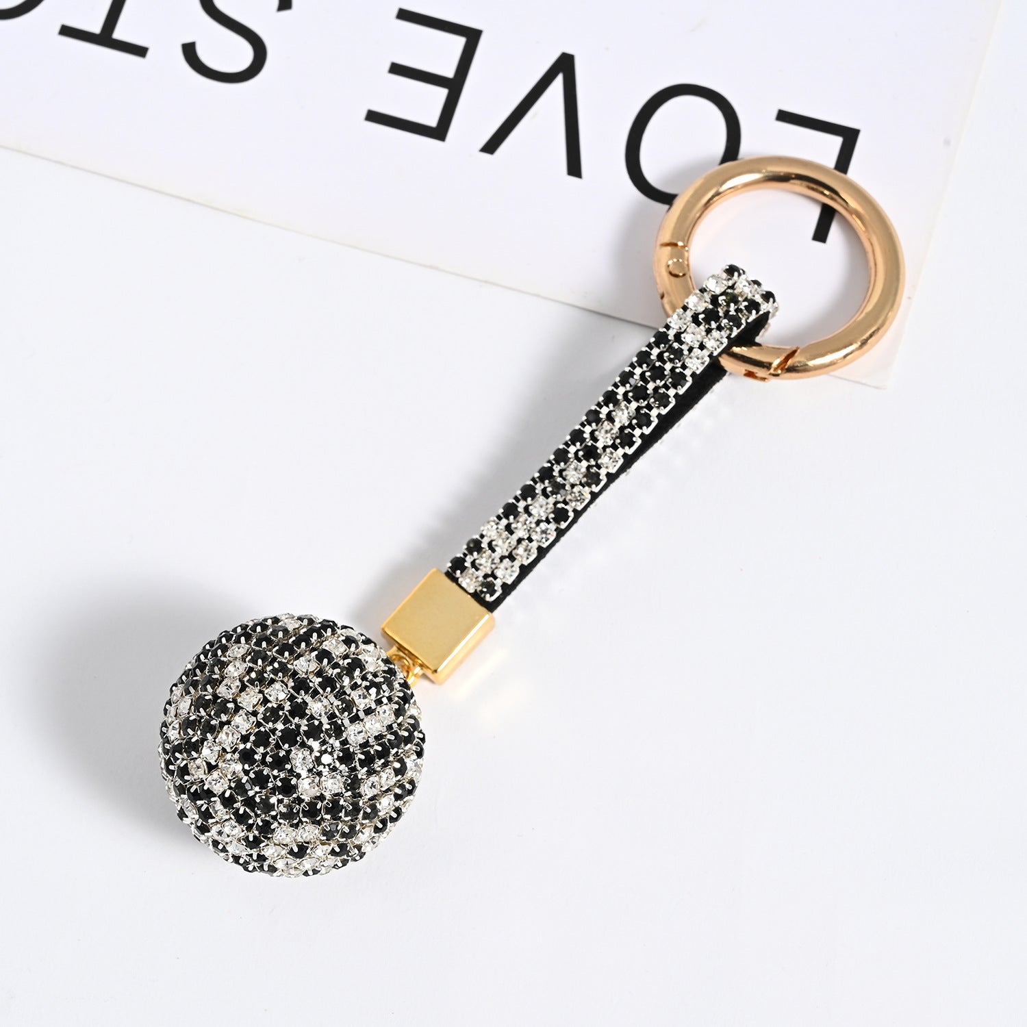 Wholesale Water Diamond Claw Chain Ball Backpack Pendant Car Keychains
